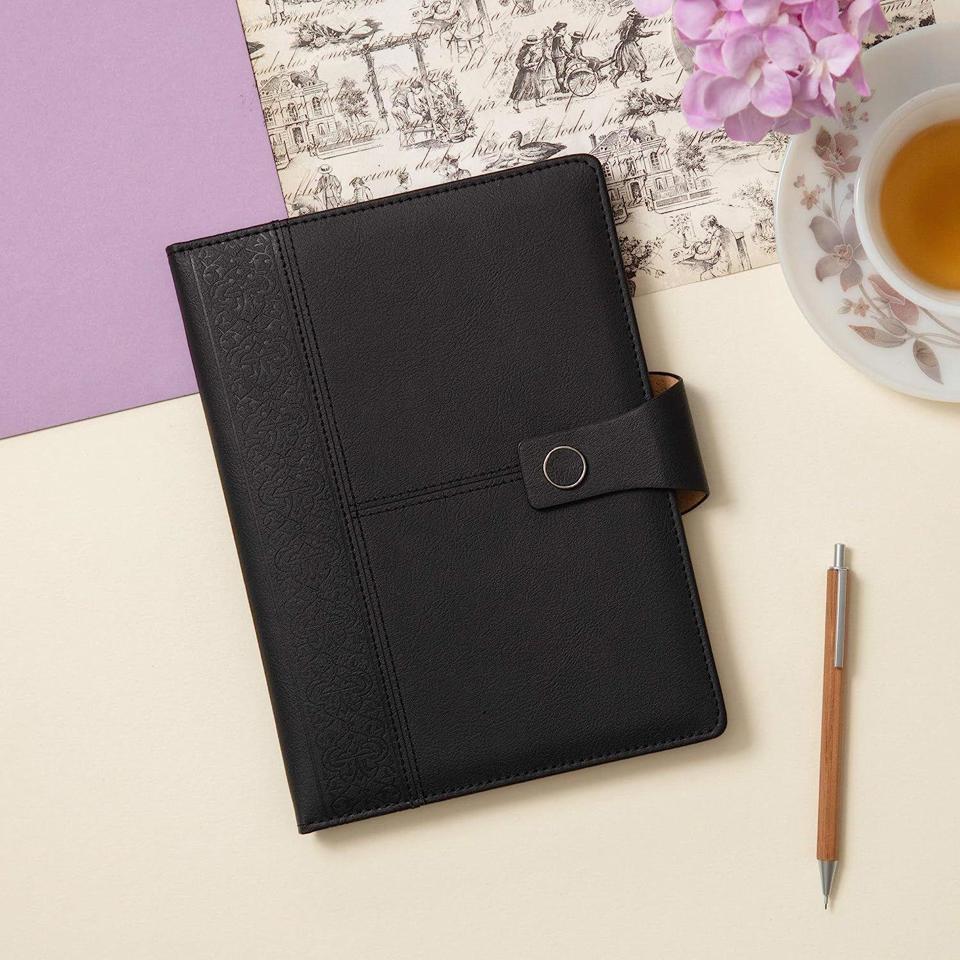 Carnet en Cuir Élégant et Durable